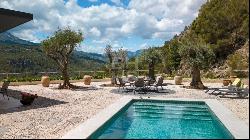 Unique Villa for Sale in Guadalest with Panoramic Mountain Views, Altea 03590