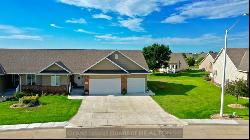 3903 Warbler Rd, Grand Island NE 68803