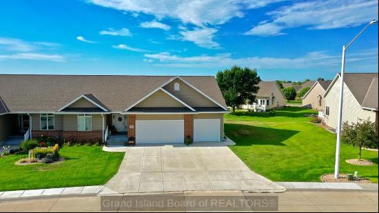 3903 Warbler Rd, Grand Island NE 68803