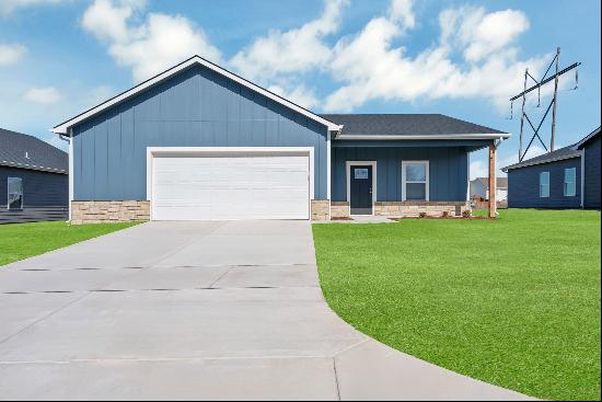 221 S Gatewood St, Valley Center KS 67147