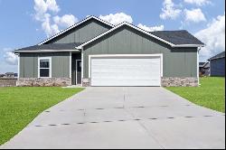 130 S Gatewood St, Valley Center KS 67147