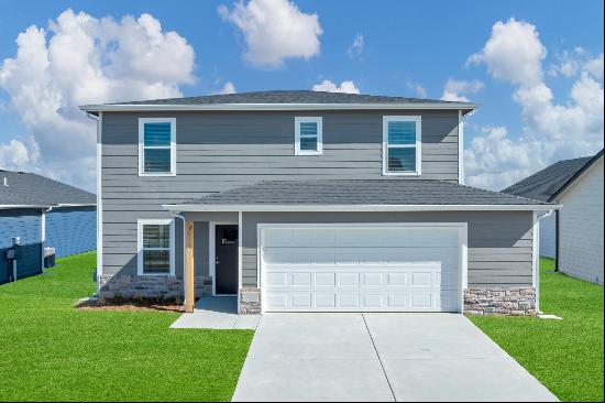 110 S Gatewood St, Valley Center KS 67147