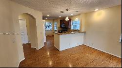 2825 Oak Park Cir, Davie FL 33328