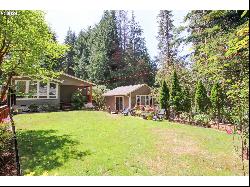 5568 Woahink Dr, Florence OR 97439