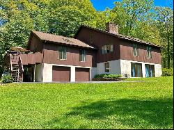 9 Charles Lane, Rhinebeck NY 12572