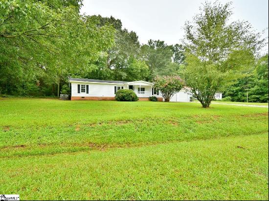 139 Gastley Road, Clinton SC 29325