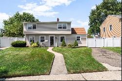 44 Swan Lane, Levittown NY 11756