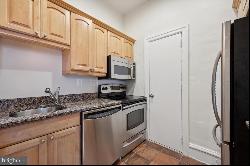 250 S 13th Street Unit 2E, Philadelphia PA 19107