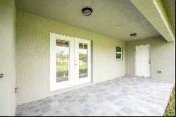 2298 SE McMaster Street, Port Saint Lucie FL 34952