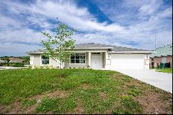 2298 SE McMaster Street, Port Saint Lucie FL 34952