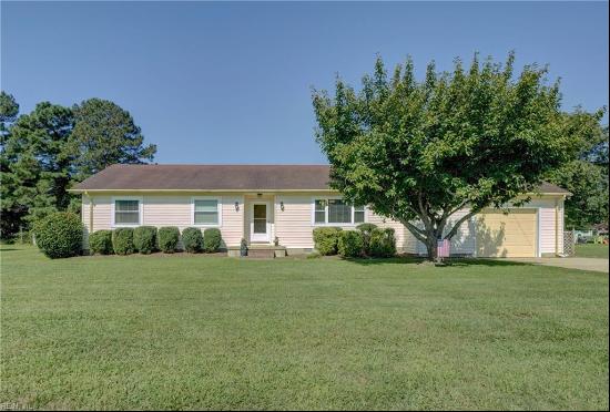 605 Moonefield Drive, Smithfield VA 23430