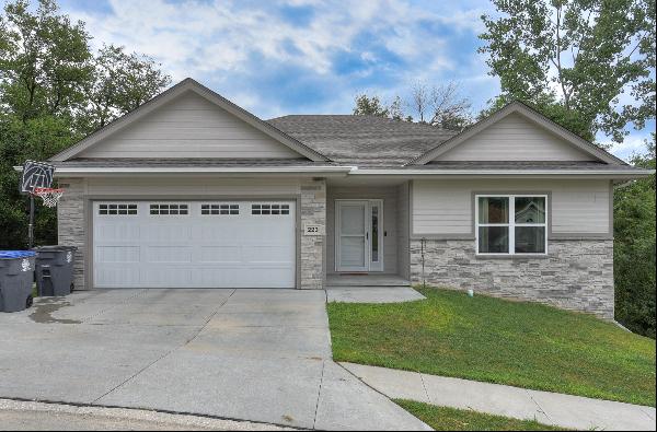 223 Journey Circle, Council Bluffs IA 51503