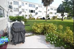 2470 Rhodesian Drive #16, Clearwater FL 33763