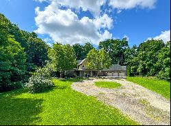 8221 FOSTER Road, Village Of Clarkston MI 48346