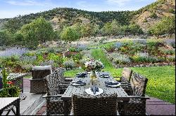  Your Dream Home Awaits in the Prestigious Cerise Ranch