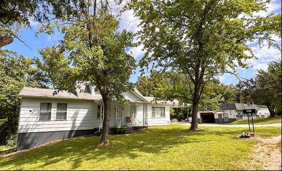 2511 Gravois Road, St Clair MO 63077