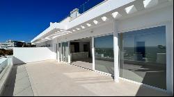 Duplex penthouse with panoramic sea views in Benalmadena Costa, Benalmadena 29630