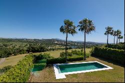 Select frontline golf villa in Las Cimas de Almenara, Sotogrande, San Roque 11360