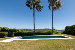 Select frontline golf villa in Las Cimas de Almenara, Sotogrande, San Roque 11360