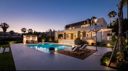 Exceptional villa front line to Los Naranjos Golf, Marbella 29660