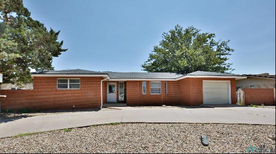 1305 Huntington Way, Clovis NM 88130