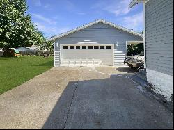 102 9TH Street, Clintonville WI 54929