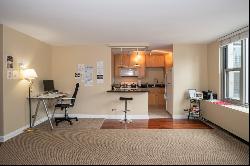 400 E RANDOLPH Street #2722, Chicago IL 60601