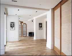 Luxury flat with terrace in Chamberi, Madrid 28010