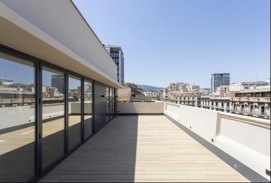 LUXURY DUPLEX PENTHOUSE ON RAMBLA CATALUNYA, Barcelona 08001