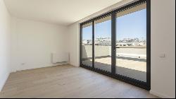 FABULOUS NEW-BUILD PENTHOUSE ON RAMBLA CATALUNYA, Barcelona 08001