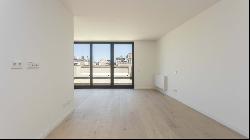 FABULOUS NEW-BUILD PENTHOUSE ON RAMBLA CATALUNYA, Barcelona 08001