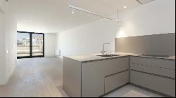 FABULOUS NEW-BUILD PENTHOUSE ON RAMBLA CATALUNYA, Barcelona 08001