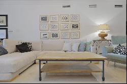 Spacious ground-floor apartment in Jardines de La Colonia, San P, Marbella 29670