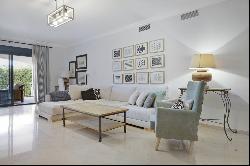 Spacious ground-floor apartment in Jardines de La Colonia, San P, Marbella 29670