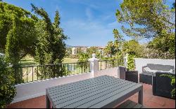 Spacious frontline golf townhouse in Las Encinas, La Quinta, Ben, Benahavís 29679