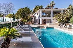 Spacious villa located in a convenient area close to all ameniti, Marbella 29660