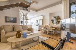 Beautiful ground floor duplex with large terrace and two parking, Madrid 28002