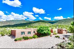 24 Nickell Road, Ranchos De Taos NM 87557