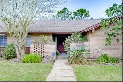 5246 Braesvalley Drive, Houston TX 77096