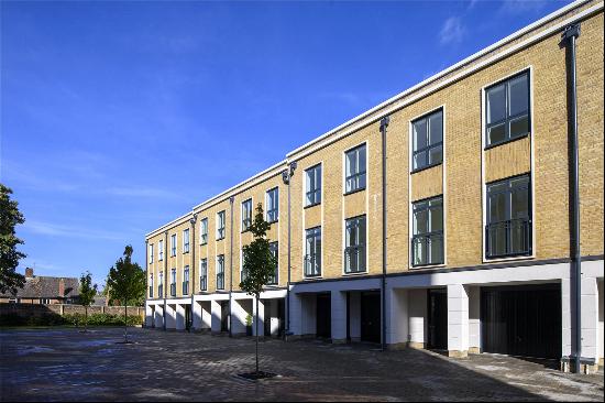 Royal Terrace, Knights Quarter, Winchester, Hampshire, SO22 5TB