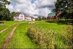 Classic New England Farm Property in Cape Neddick