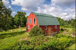 Classic New England Farm Property in Cape Neddick