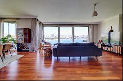 Kadikoy Waterfront Apartment