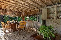 House in Trancoso with exclusive access to Praia do Rio da Barra