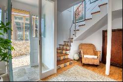 Charming townhouse with beautiful views in the center of Begur