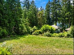 9665 Battle Point Dr NE, Bainbridge Island, WA 98110