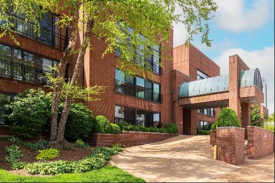 South facing  unit with outdoor patio for summer, enclosed sunroom for winter