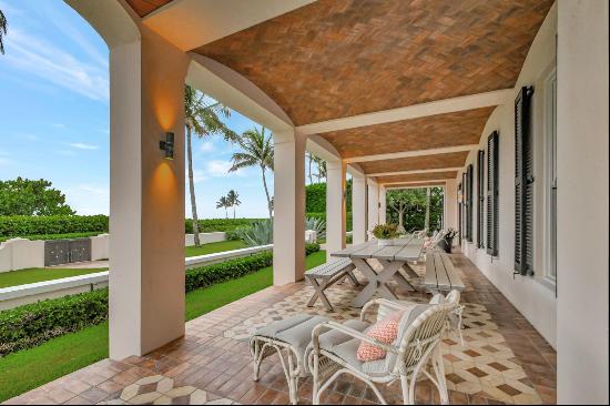 Indulge in the ultimate coastal living experience with this fully furnished Bermuda beach 