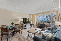 Stunning ocean views from this apartment zoned vacation rental condo