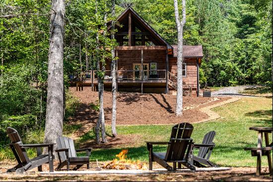 Charming Cabin Retreat With Custom Updates Near Fightingtown Creek!